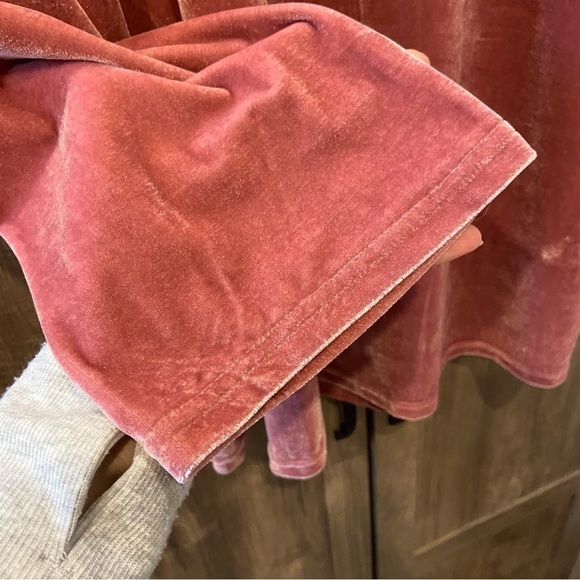 Time For Me Velvet Embroidered Tunic Top Pink medium - Picture 7 of 12